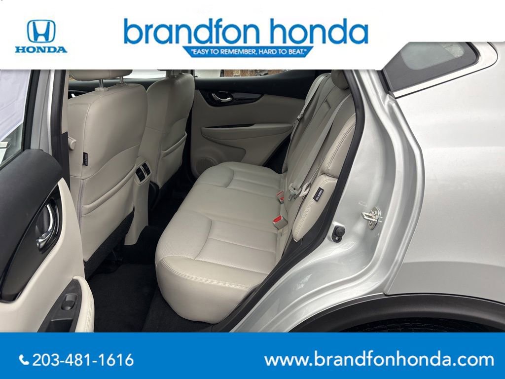 Used 2022 Nissan Rogue Sport SL w/ Premium Package image 23