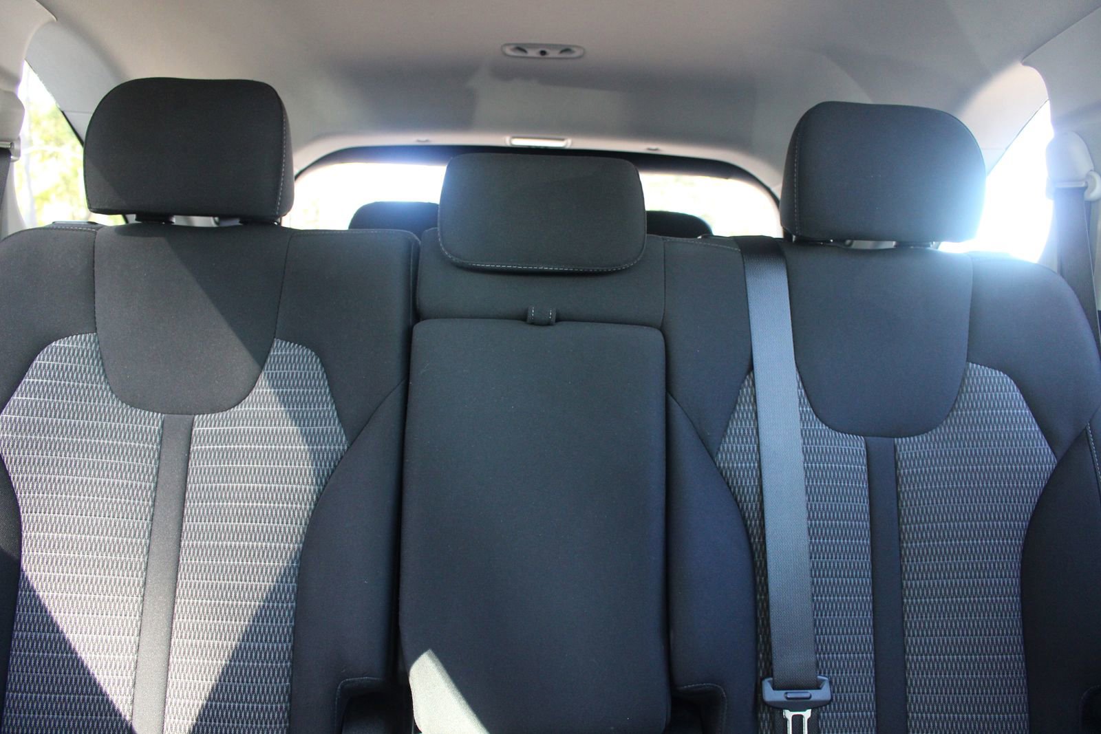 Used 2023 Kia Sorento LX image 38