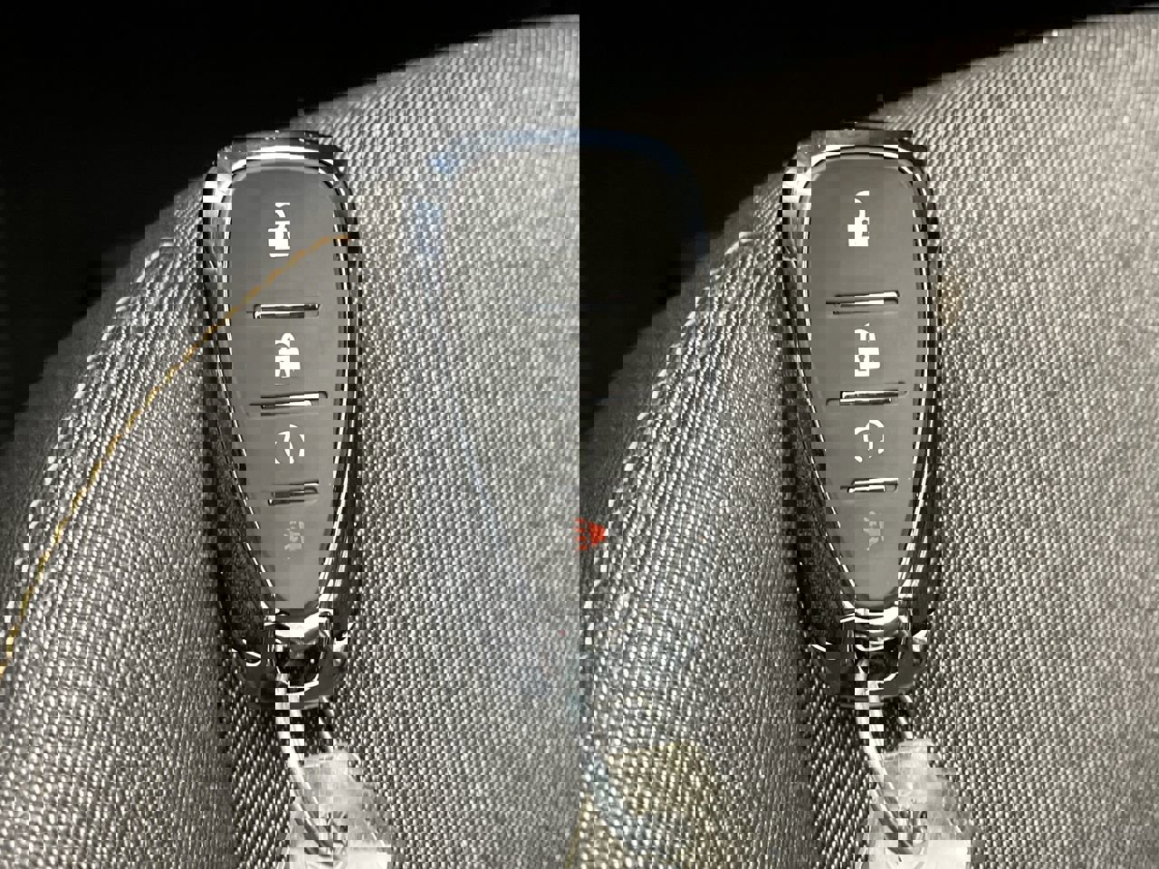 Used 2021 Chevrolet Equinox LT image 24