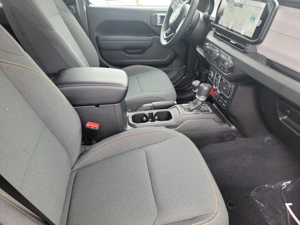 New 2026 Jeep Gladiator Sport AWD/4WD image 12