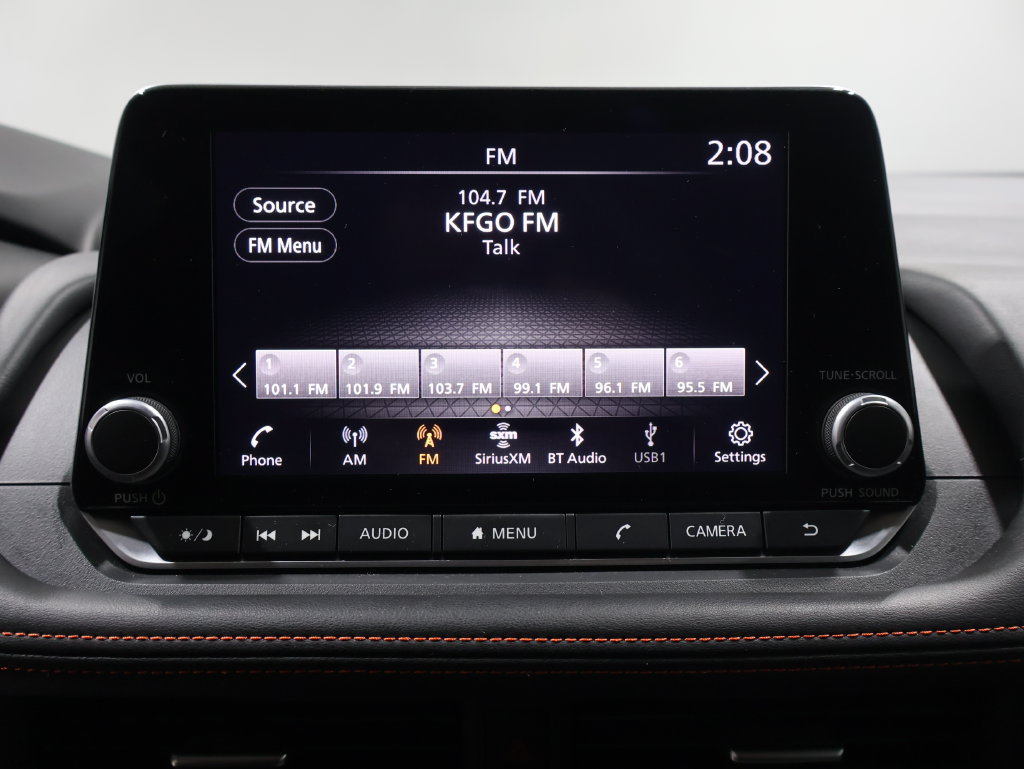 Used 2025 Nissan Rogue SV AWD/4WD image 31