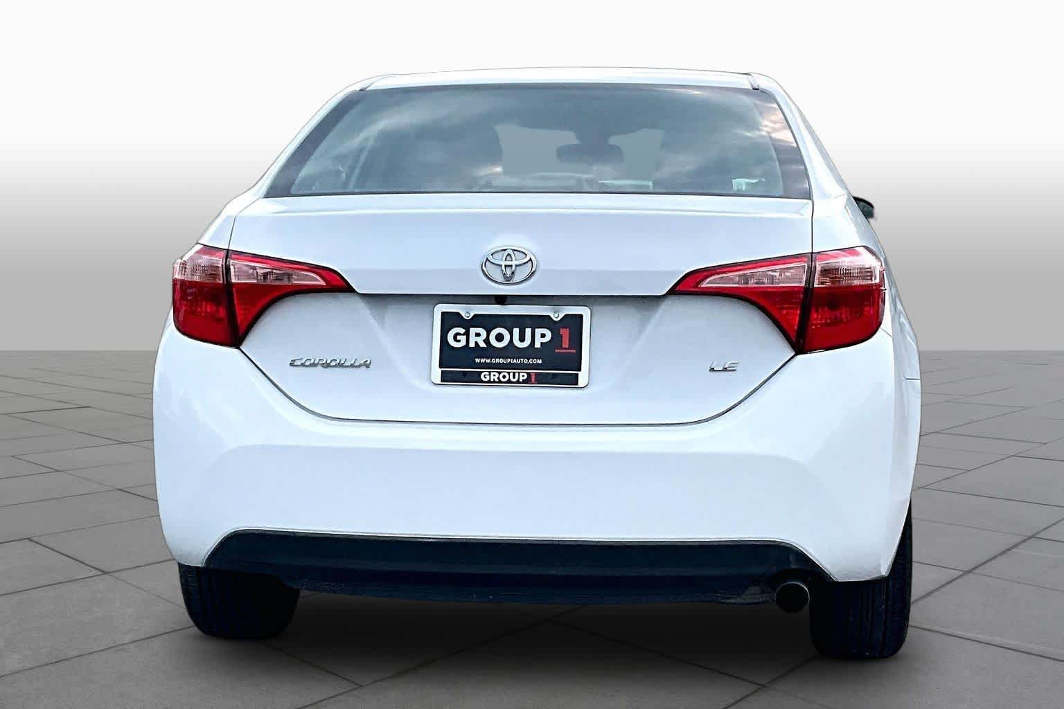 Used 2018 Toyota Corolla LE FWD image 5