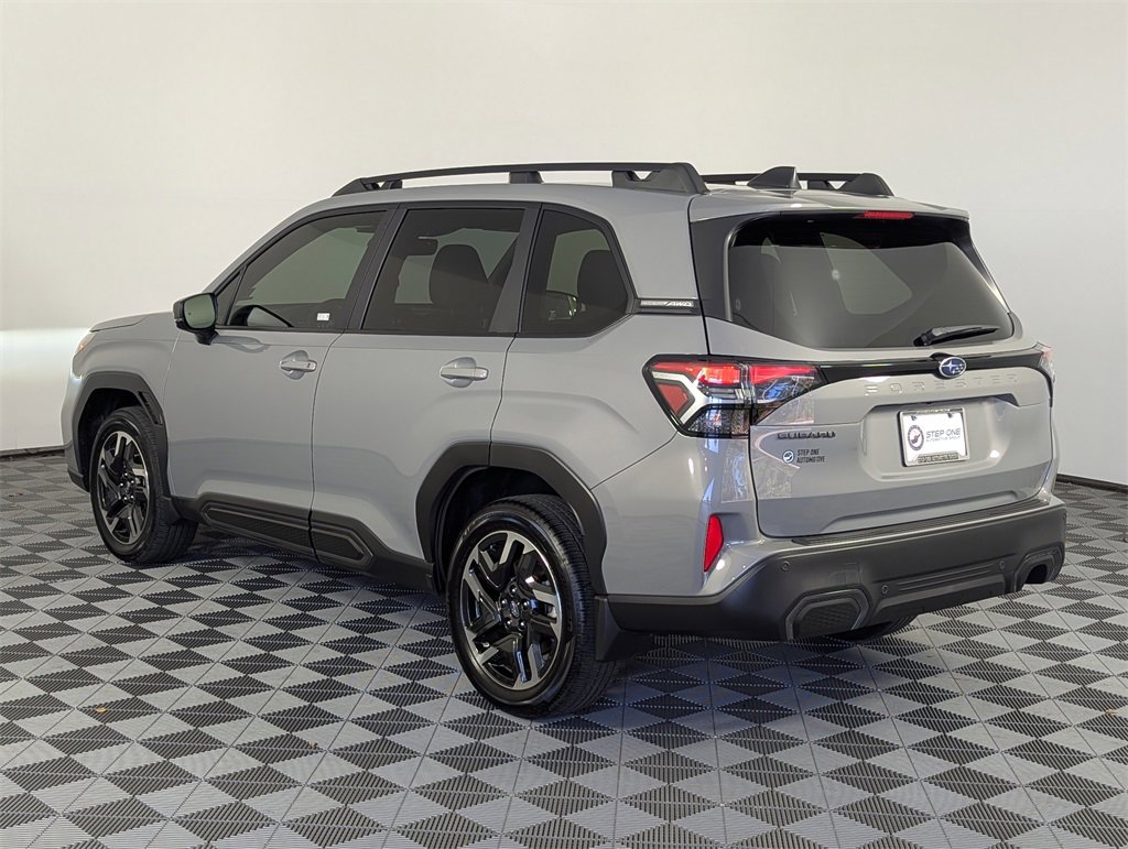 Used 2025 Subaru Forester Limited w/ Popular Package #2 image 7