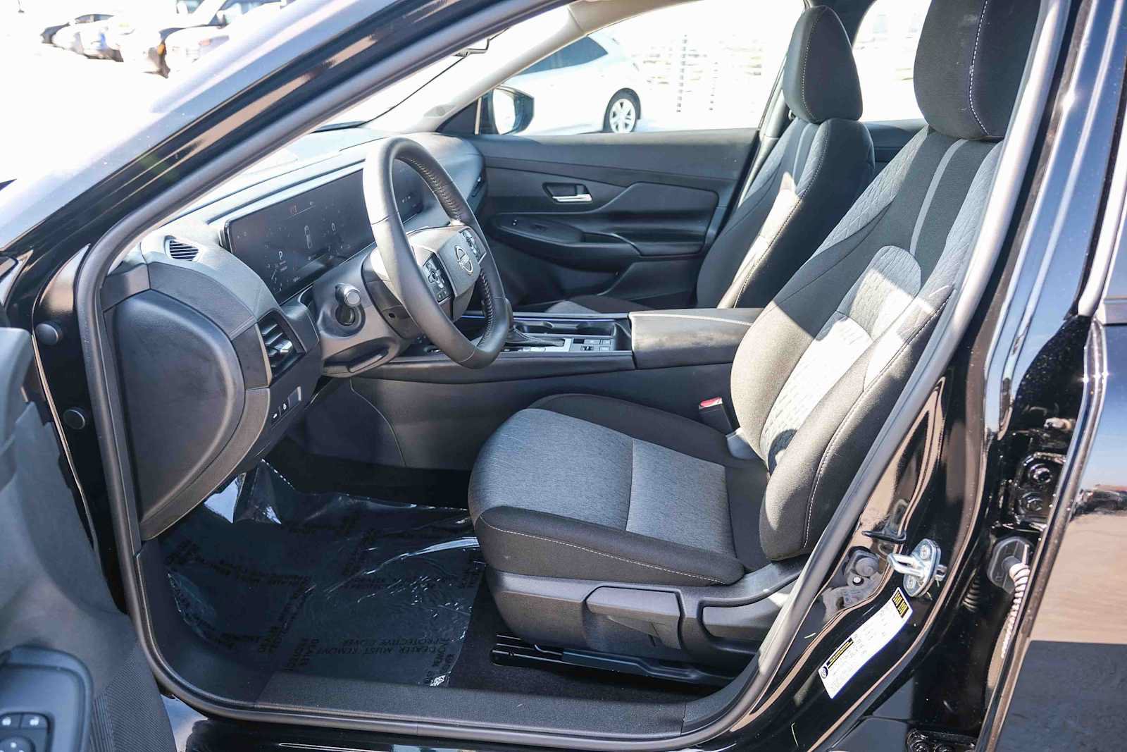 Used 2026 Nissan Sentra SV w/ SV Convenience Package FWD image 20