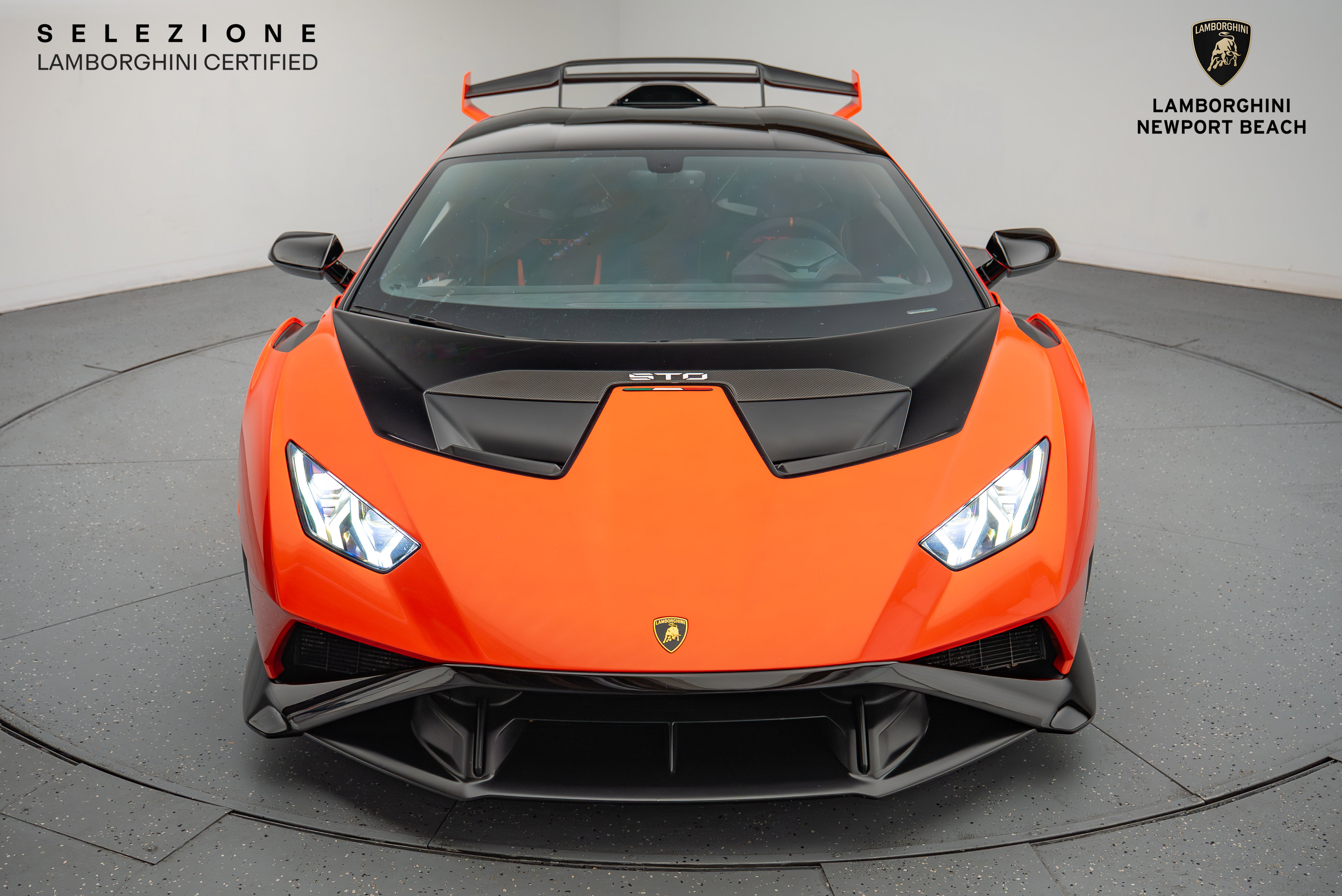 Used 2022 Lamborghini Huracan STO image 11