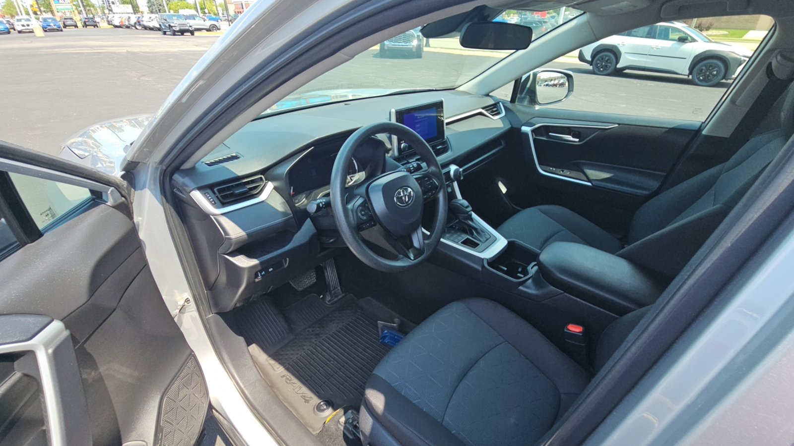 Certified 2025 Toyota RAV4 XLE AWD/4WD image 24