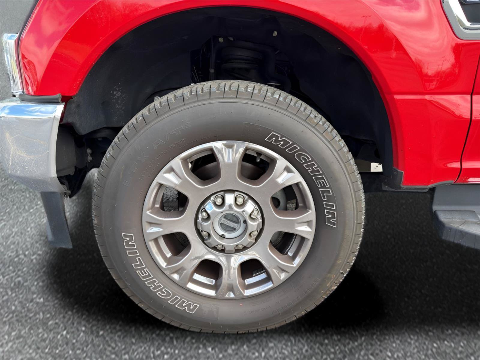 Used 2022 Ford F250 Lariat w/ Chrome Package AWD/4WD image 9