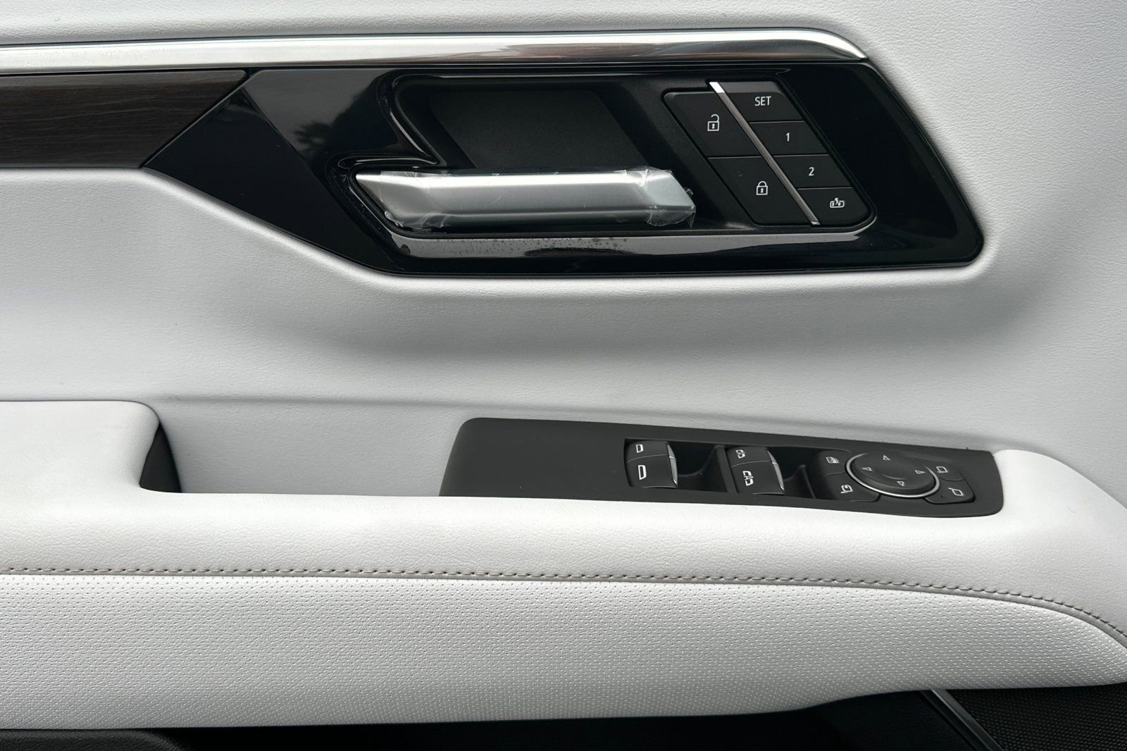 New 2026 Chevrolet Suburban Premier w/ Sun And Tow Package image 11