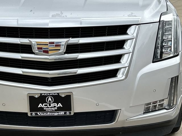 Used 2017 Cadillac Escalade Luxury RWD image 9