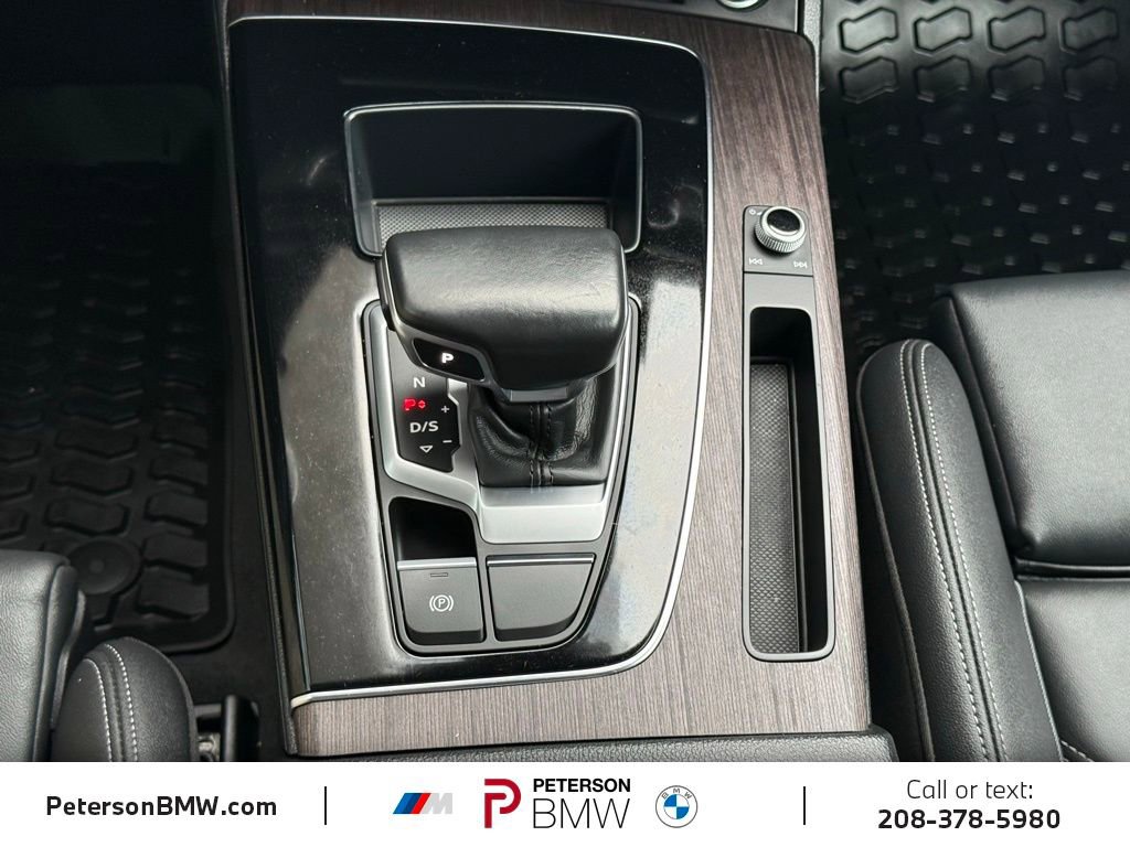 Used 2022 Audi Q5 e Premium w/ Convenience Package image 30
