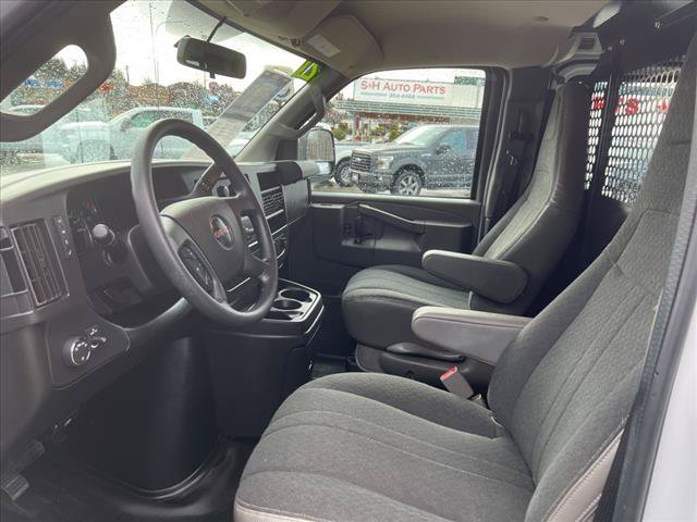 Used 2021 GMC Savana 2500 w/ Driver Convenience Package RWD image 10