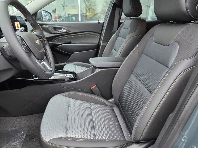 New 2026 Chevrolet Trax LT w/ Driver Confidence Package image 12