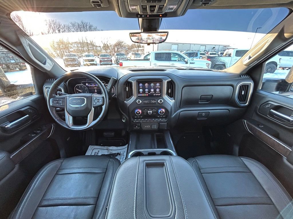 Used 2022 GMC Sierra 2500 Denali image 3