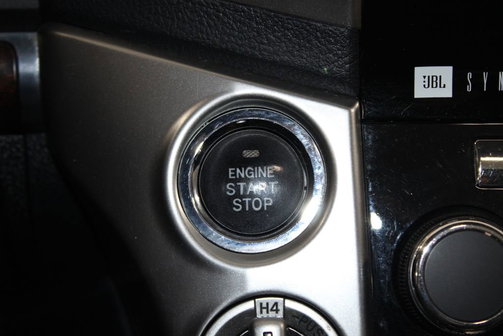 Used 2013 Toyota Land Cruiser AWD/4WD image 52
