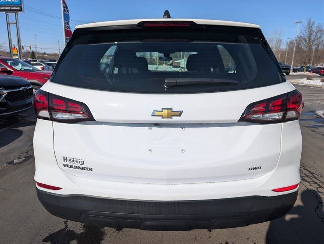 Used 2024 Chevrolet Equinox LS image 4