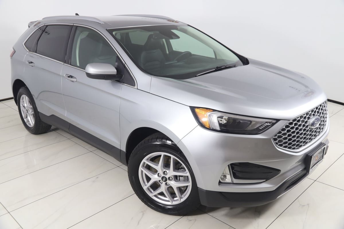 Used 2024 Ford Edge SEL w/ Convenience Package AWD/4WD image 16