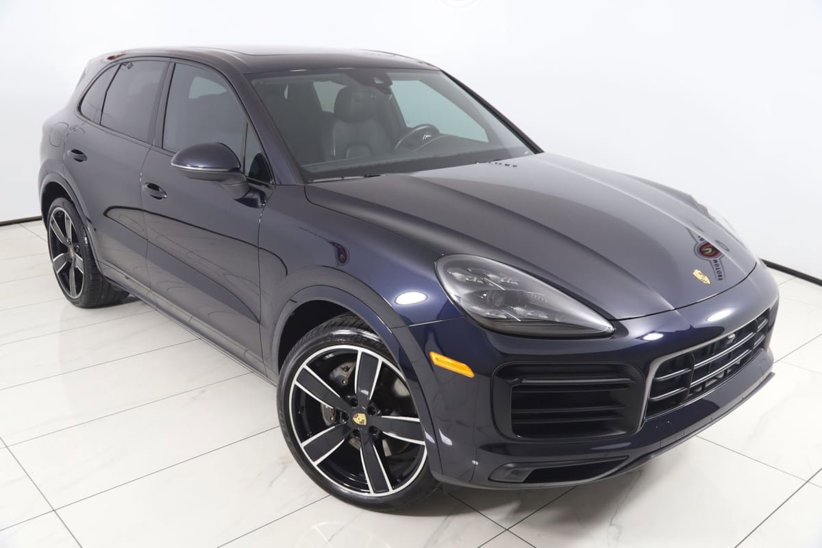 Used 2022 Porsche Cayenne Platinum Edition w/ Premium Package Plus AWD/4WD image 20