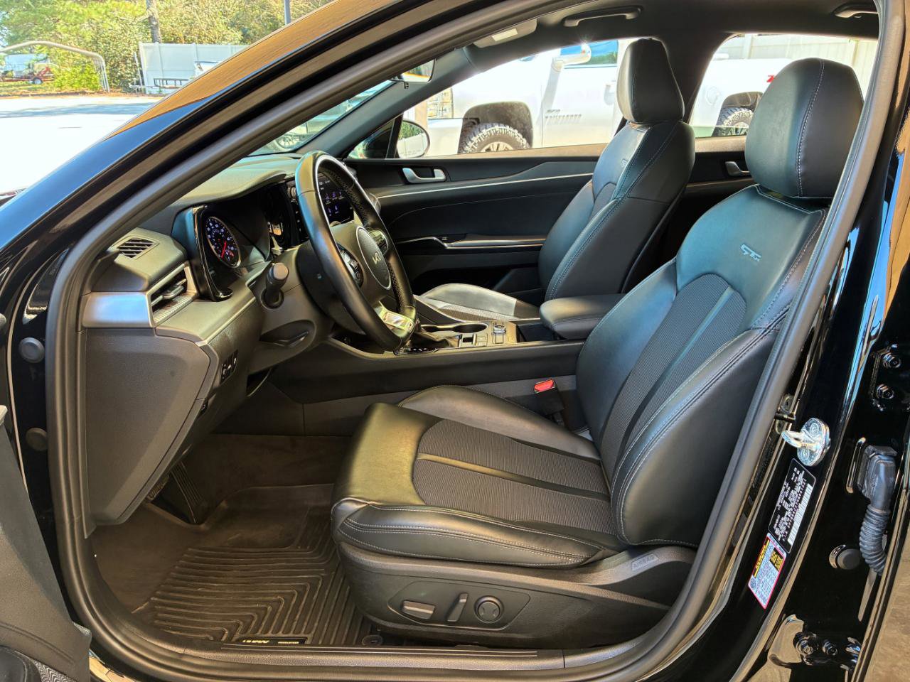 Used 2022 Kia K5 GT-Line image 10