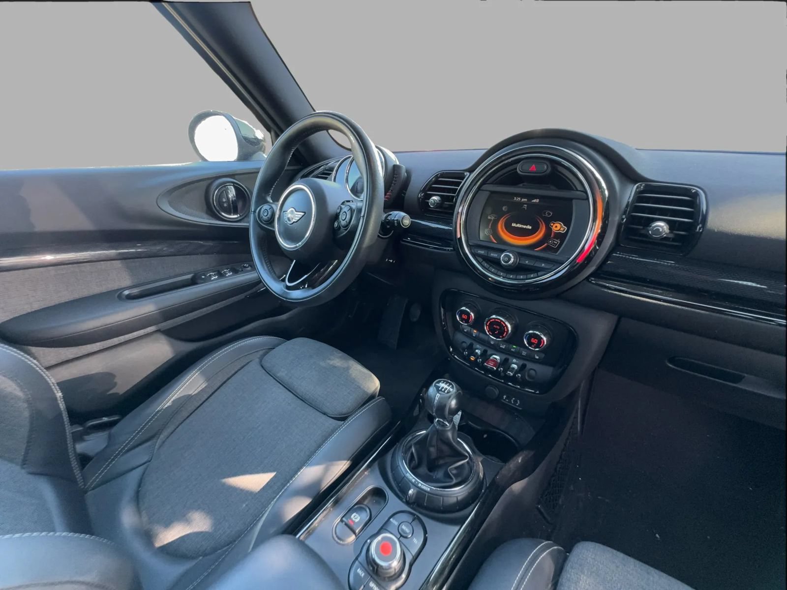Used 2016 MINI Cooper Clubman FWD image 35