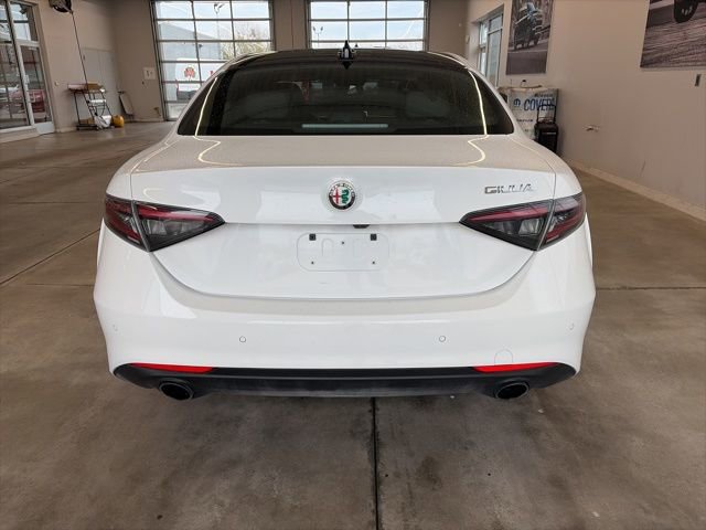 Used 2024 Alfa Romeo Giulia Ti image 5