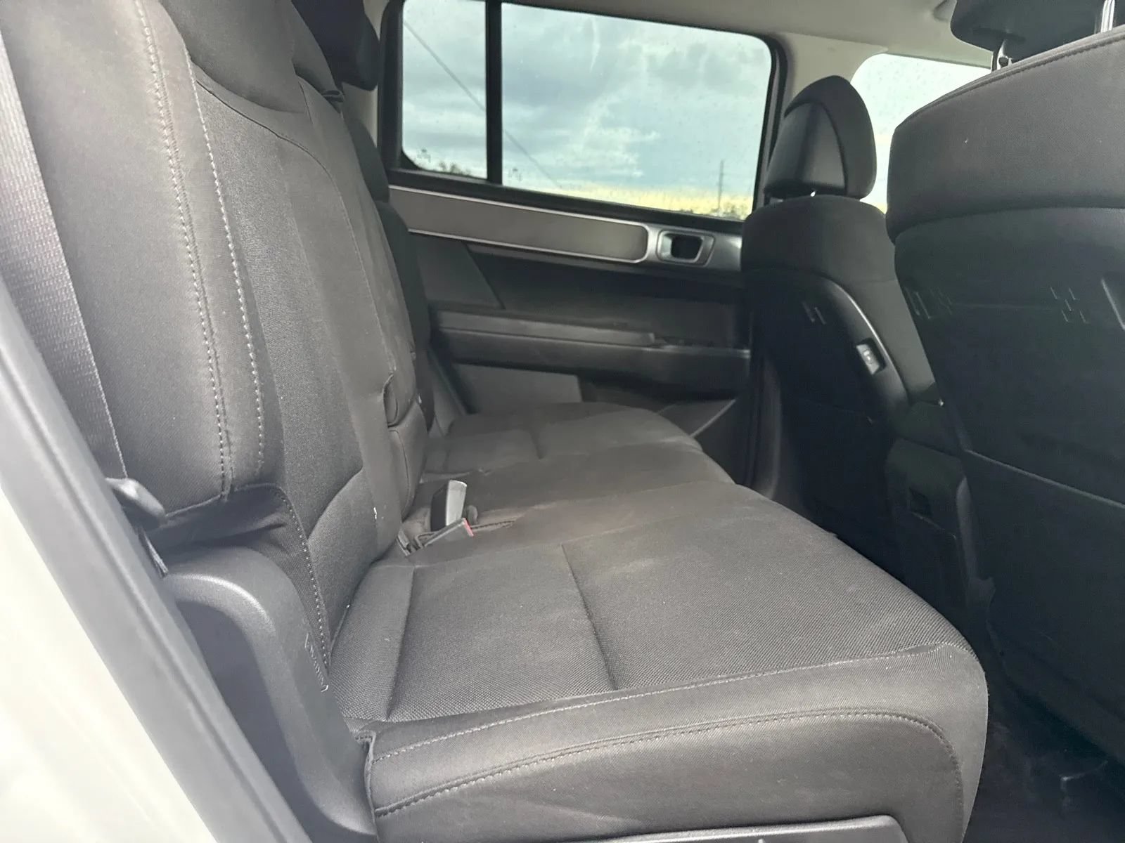 Used 2026 Hyundai Santa Fe SE FWD image 13