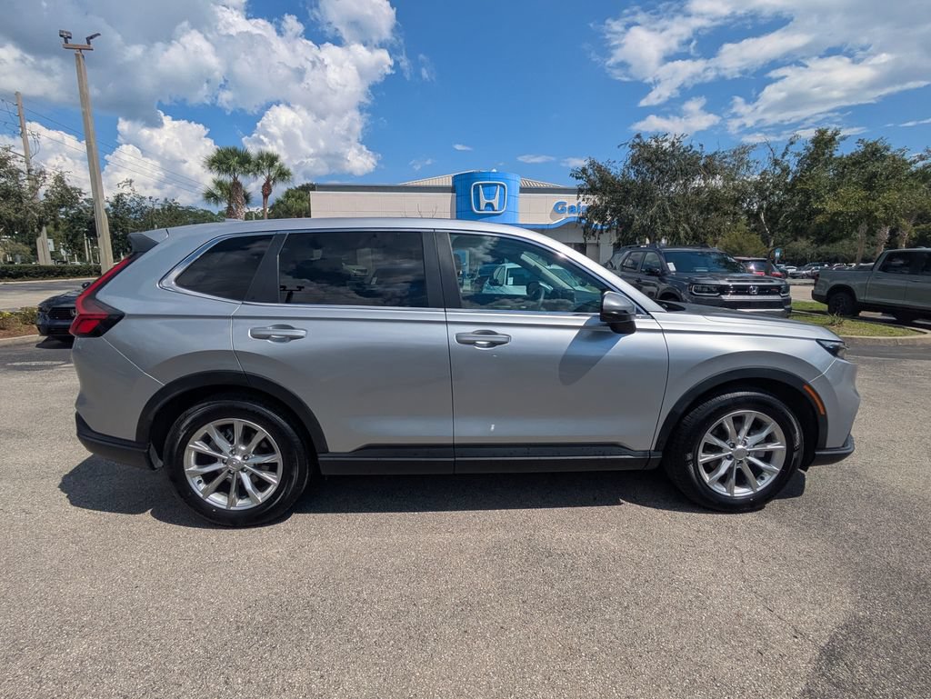 Certified 2023 Honda CR-V EX image 3