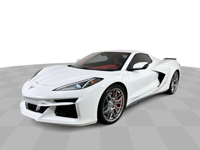 Used 2024 Chevrolet Corvette Z06 w/ Chrome Exterior Badge Package RWD image 4
