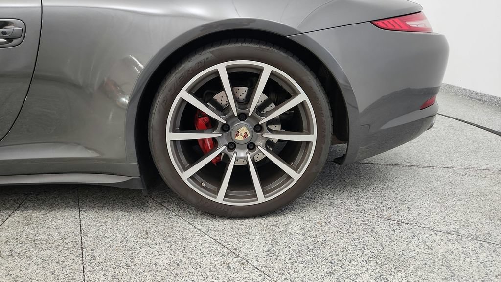Used 2013 Porsche 911 Carrera 4S AWD/4WD image 15