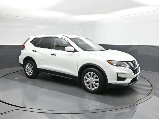Used 2018 Nissan Rogue S image 17
