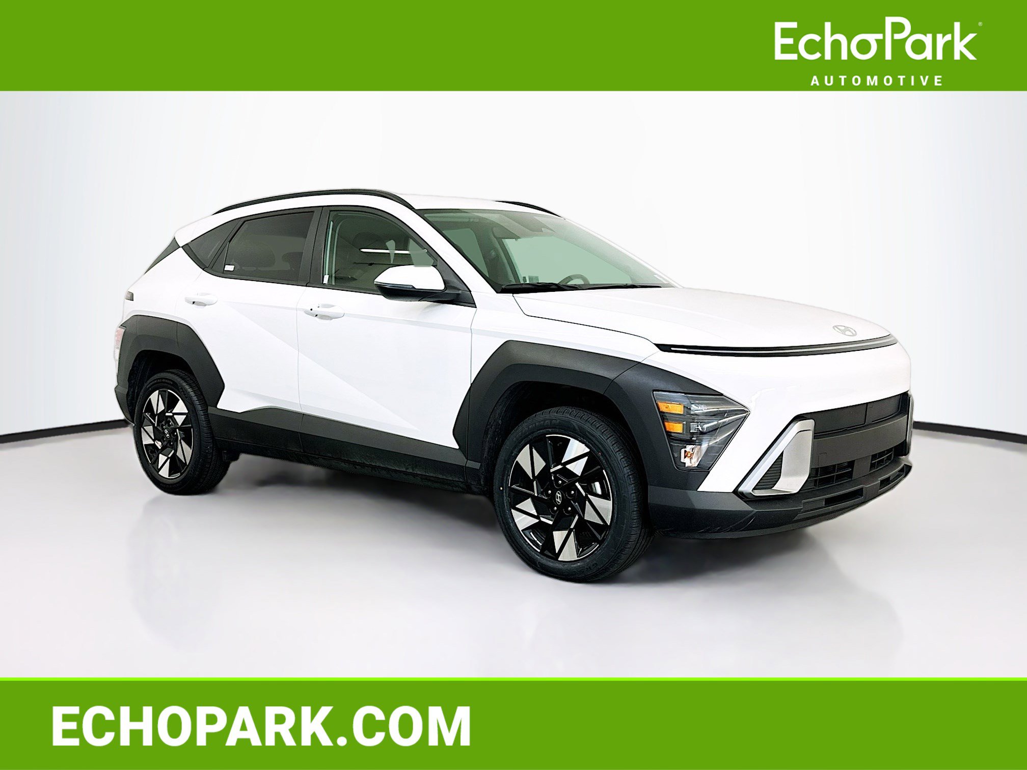 Used 2025 Hyundai Kona SEL image 1