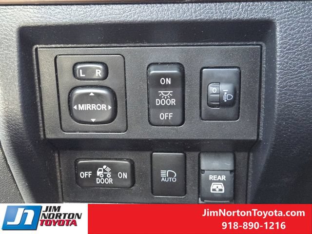 Used 2020 Toyota Tundra Limited w/ Limited Premium Package AWD/4WD image 24