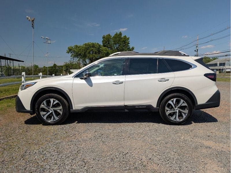 Used 2022 Subaru Outback Touring XT AWD/4WD image 9