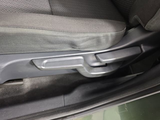 Used 2018 Honda HR-V LX image 33