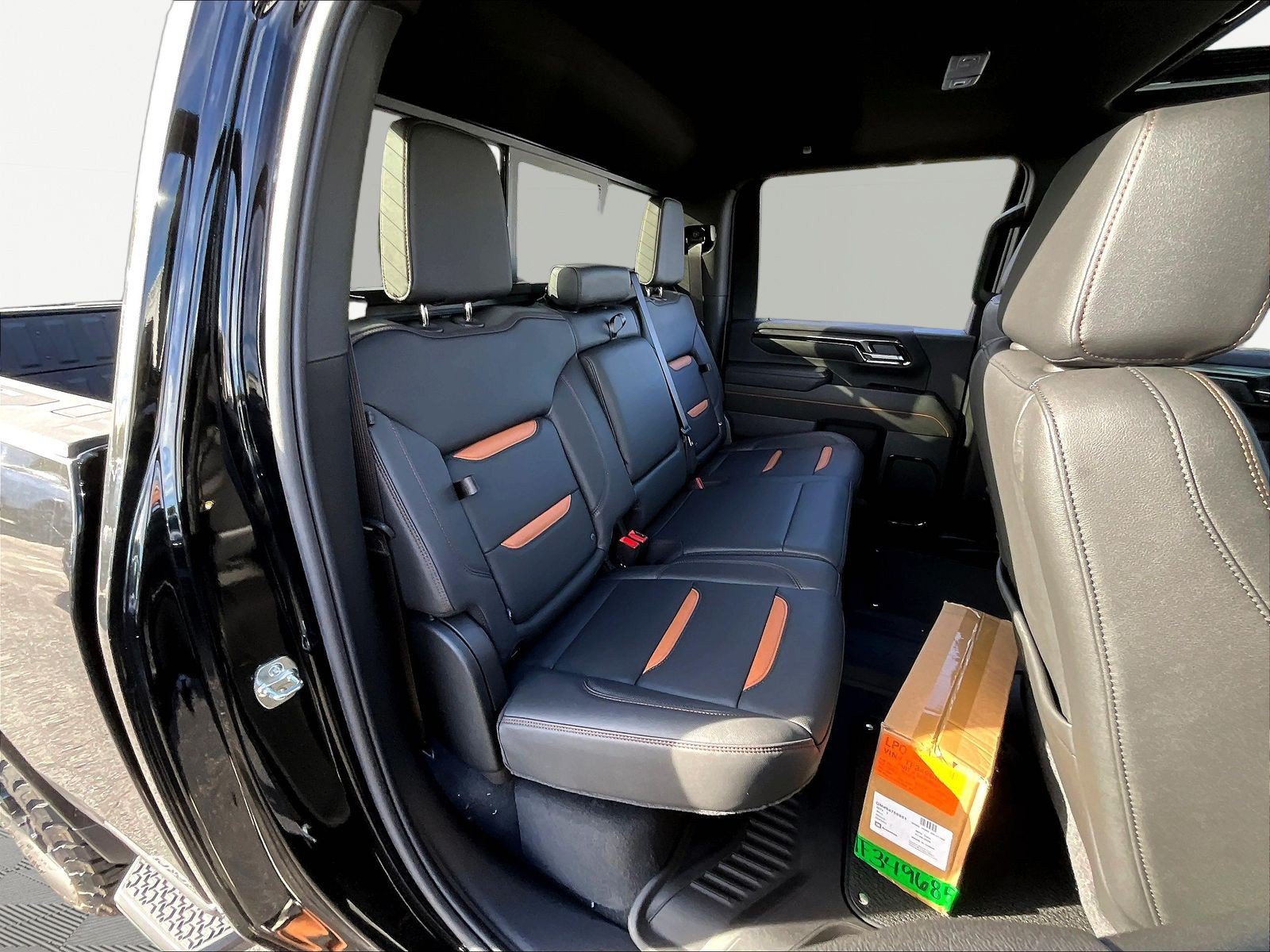 New 2026 GMC Sierra 3500 AT4 w/ AT4 Premium Plus Package AWD/4WD image 20