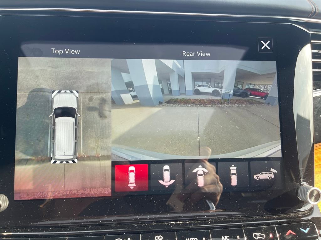 Used 2024 Jeep Grand Wagoneer L Series III image 29