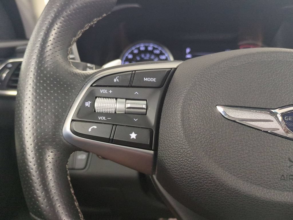 Used 2023 Genesis G70 3.3T RWD image 31