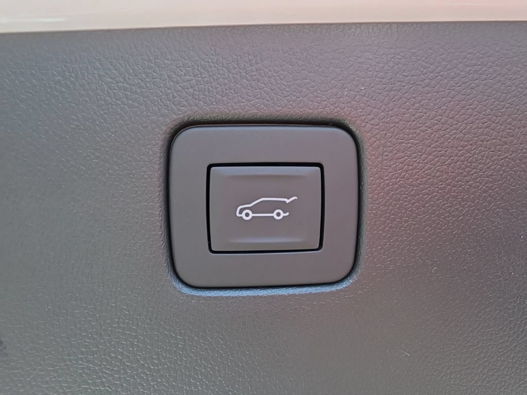 New 2026 Buick Envista Sport Touring w/ Convenience I Package FWD image 11