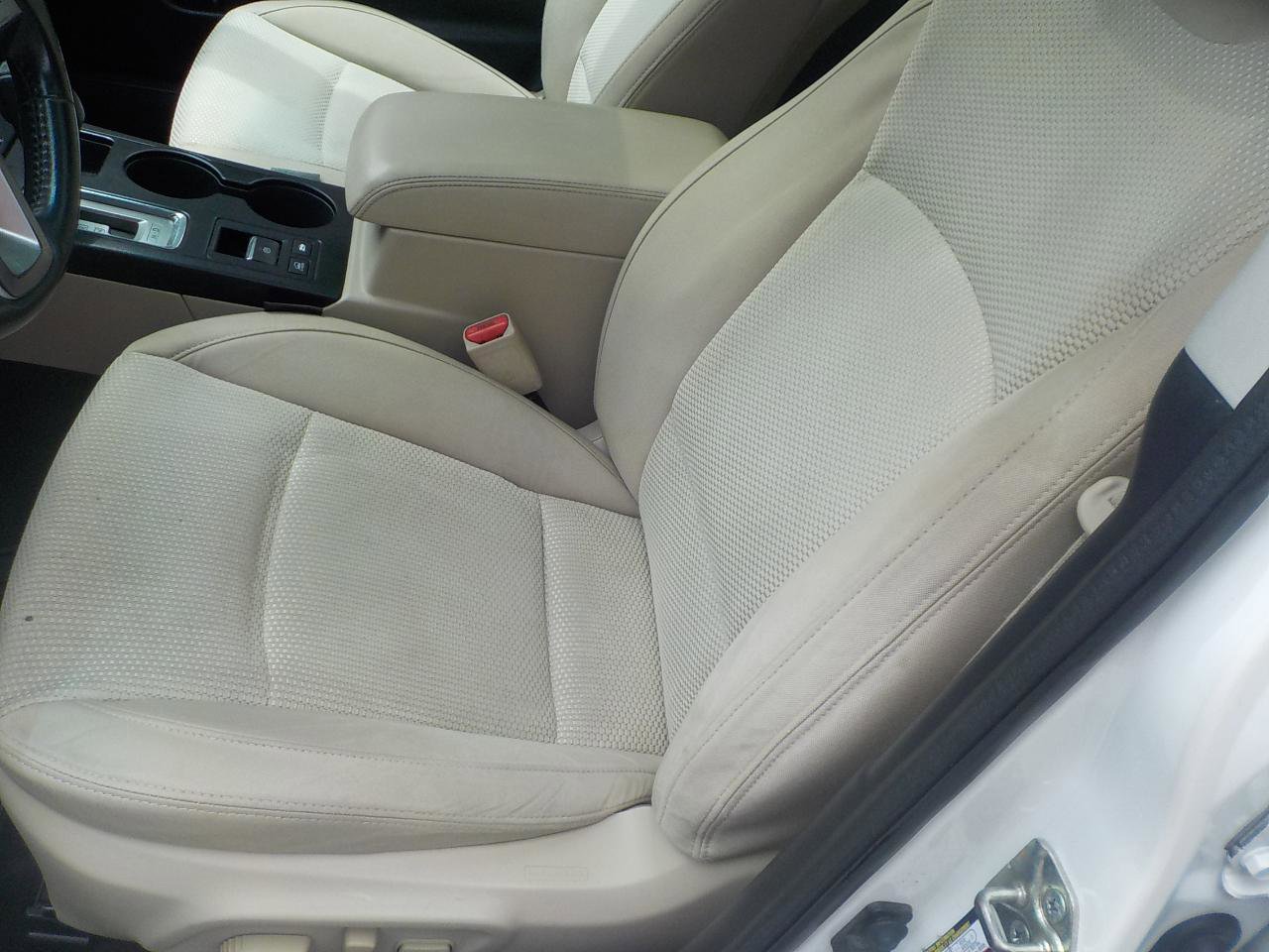 Used 2016 Subaru Outback 2.5i Premium AWD/4WD image 19