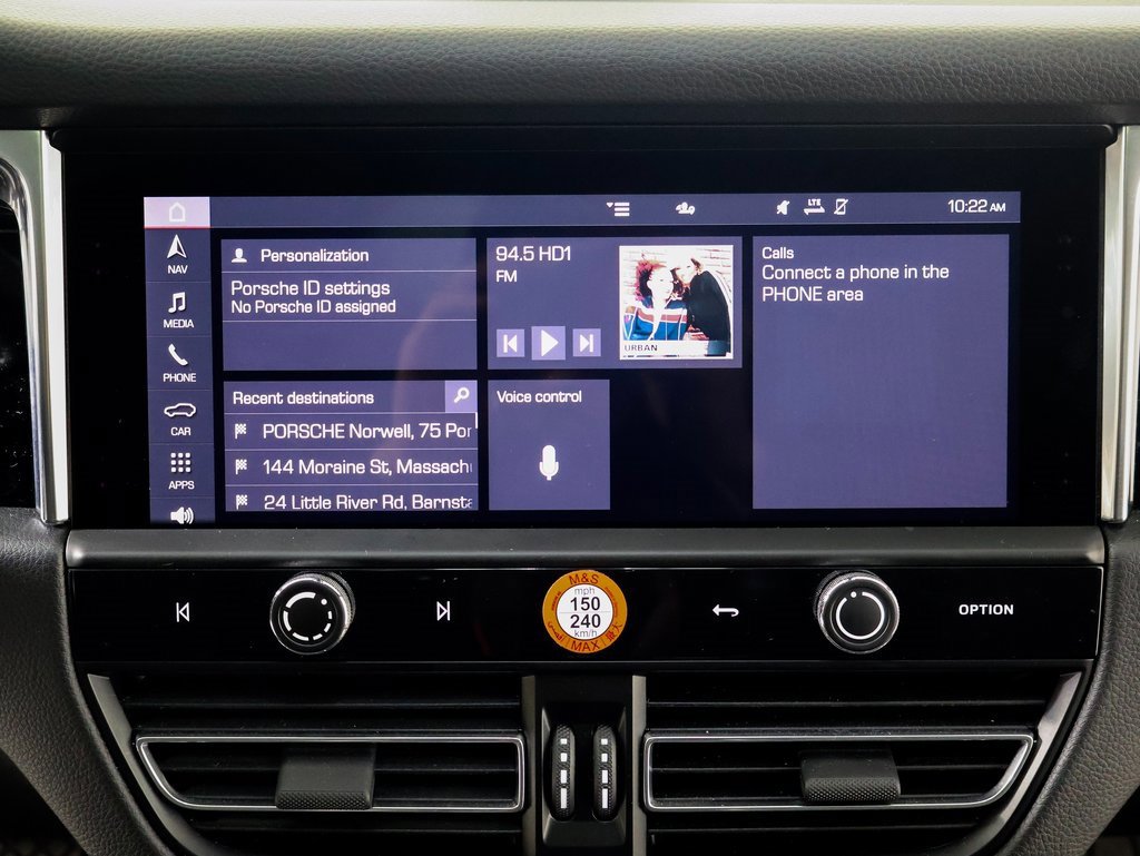 Used 2025 Porsche Macan image 17