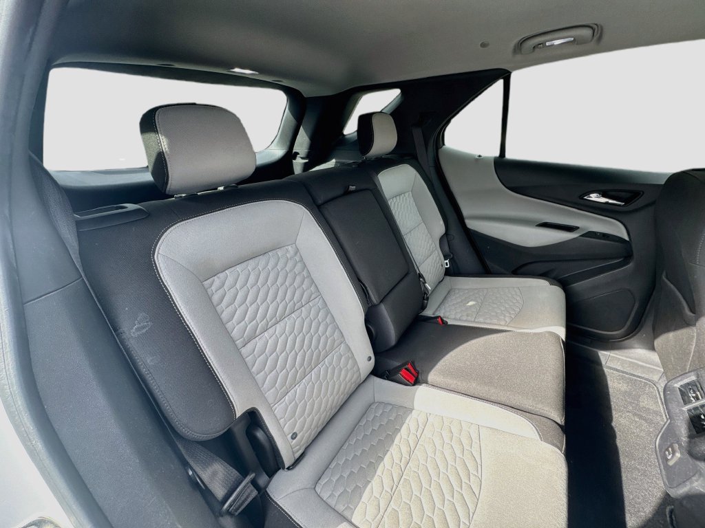 Used 2020 Chevrolet Equinox LT FWD image 26