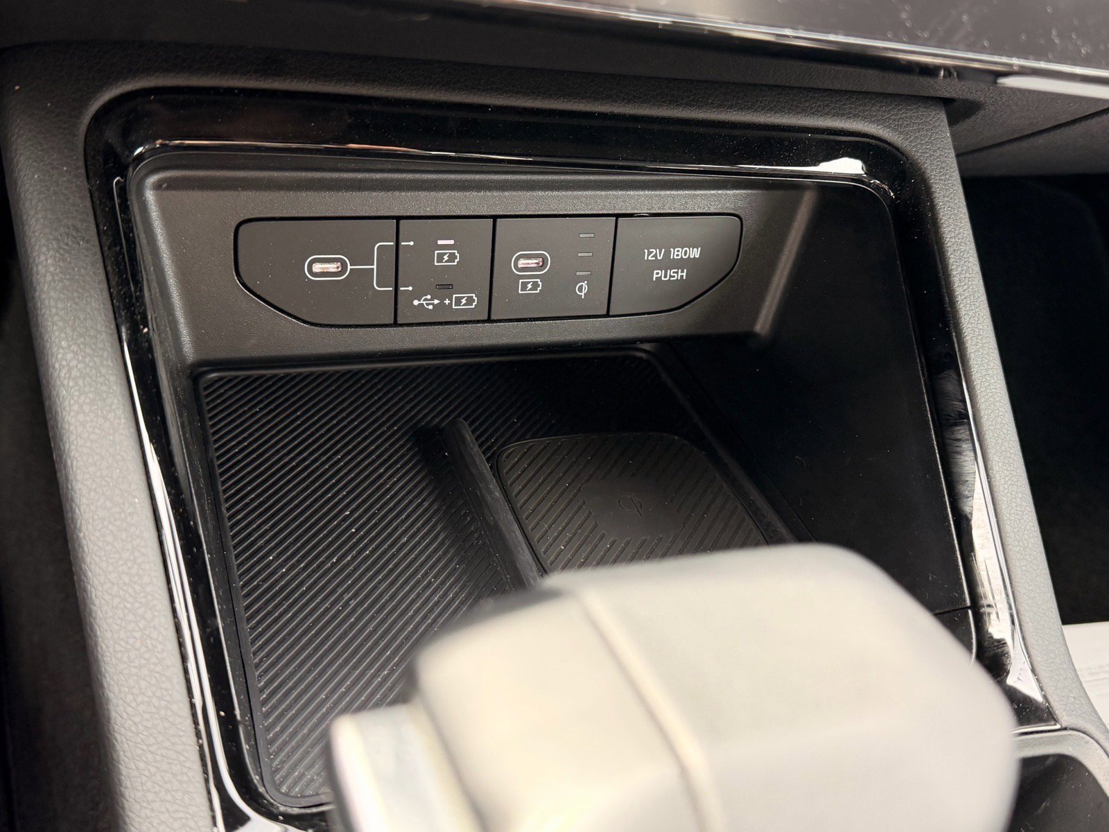 Used 2025 Kia K5 GT-Line image 19