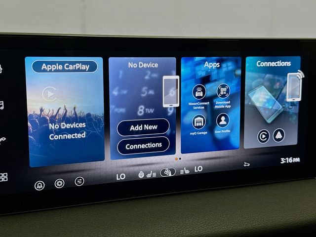 Used 2026 Nissan Sentra SR w/ SR Premium Package FWD image 14