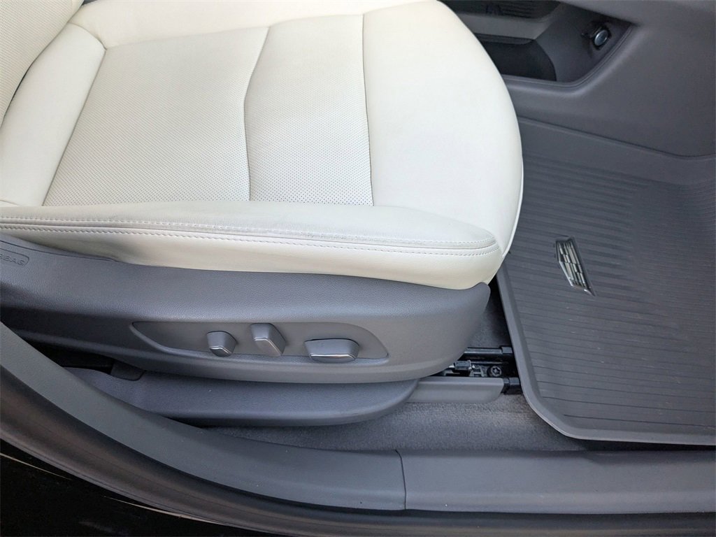 Certified 2024 Cadillac XT6 Premium Luxury w/ LPO, Floor Liner Package image 29