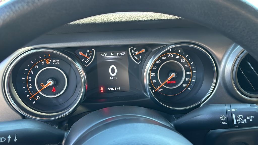 Used 2023 Jeep Gladiator Sport image 16