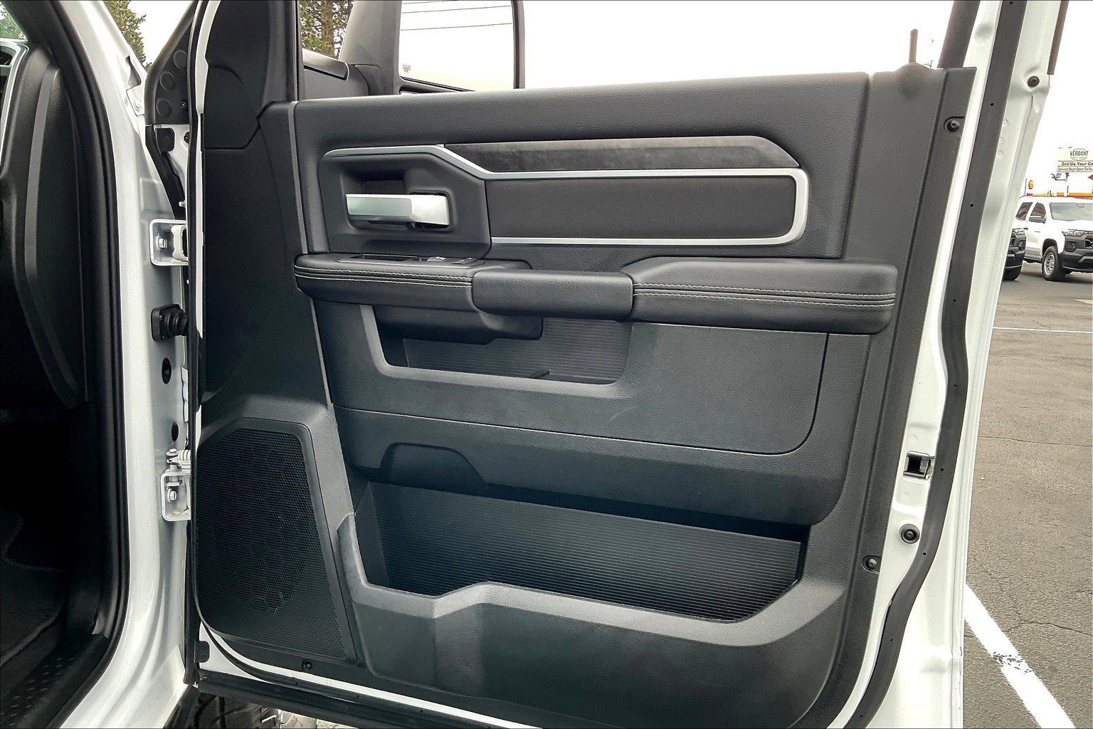 Used 2024 RAM 2500 Big Horn image 23