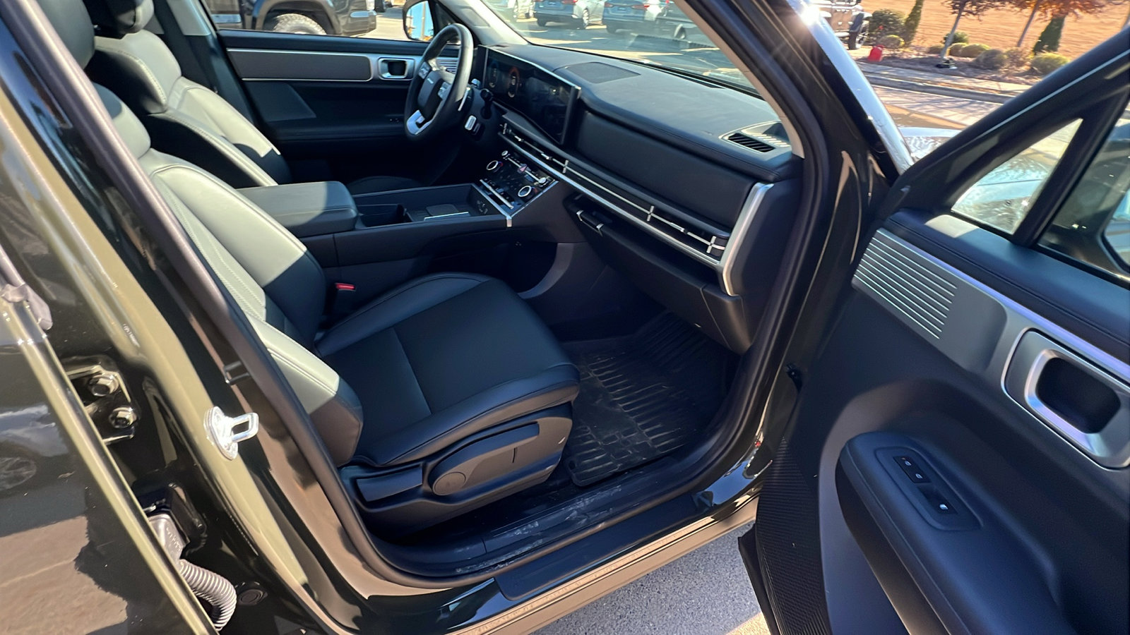 Used 2025 Hyundai Santa Fe SEL image 20