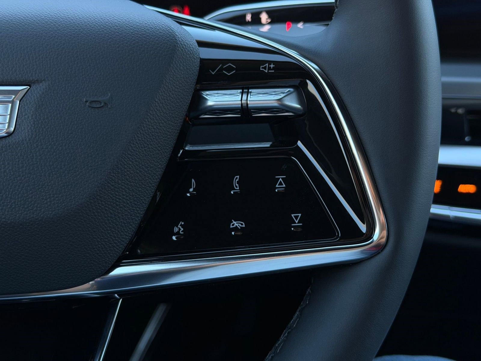 New 2026 Cadillac Lyriq Luxury image 24