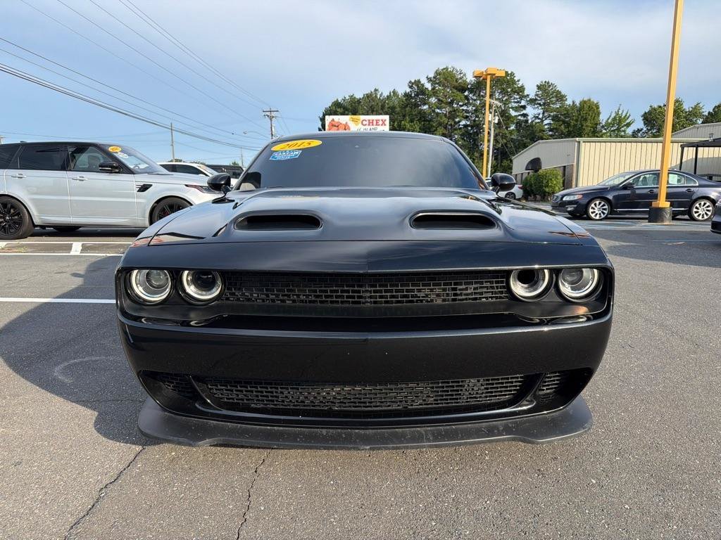 Used 2015 Dodge Challenger SRT Hellcat RWD image 2