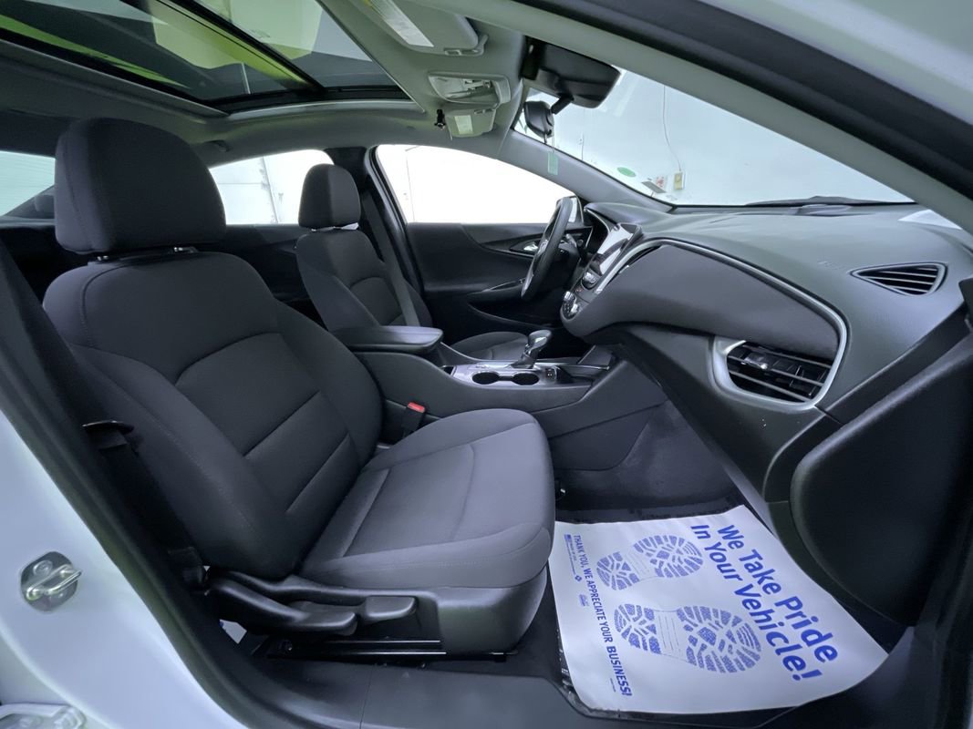 Used 2023 Chevrolet Malibu LT w/ Driver Confidence Package image 29