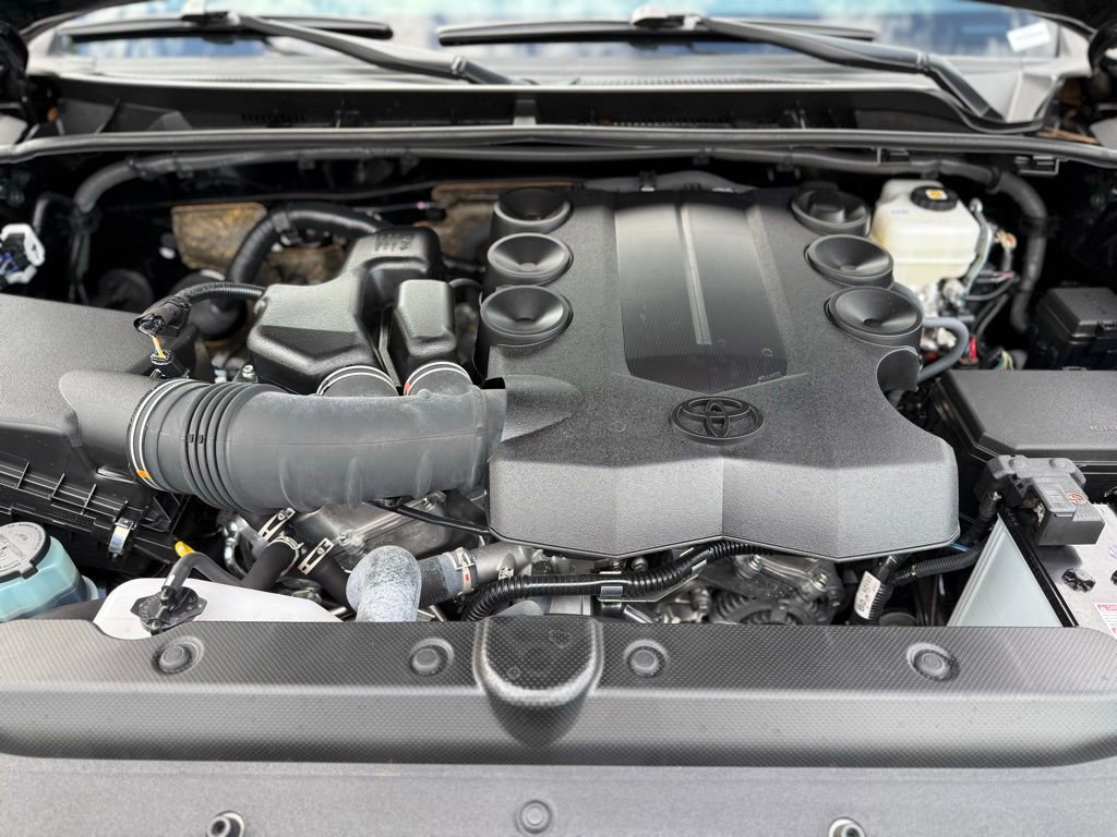Certified 2024 Toyota 4Runner SR5 Premium AWD/4WD image 10